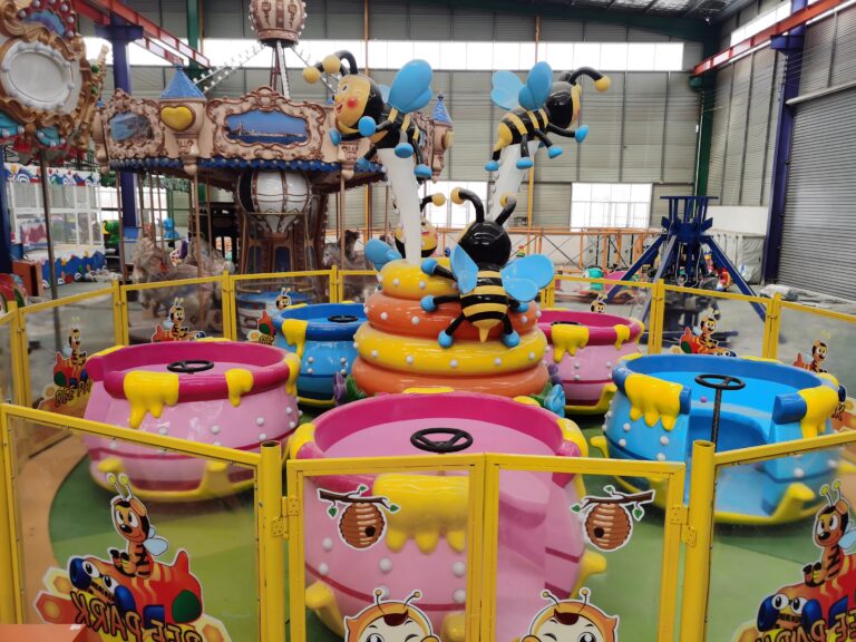 Bee Ball Shooting Car Ride Main View