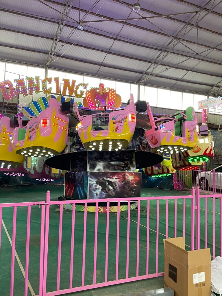 Spinning Flying Ride Gallery View